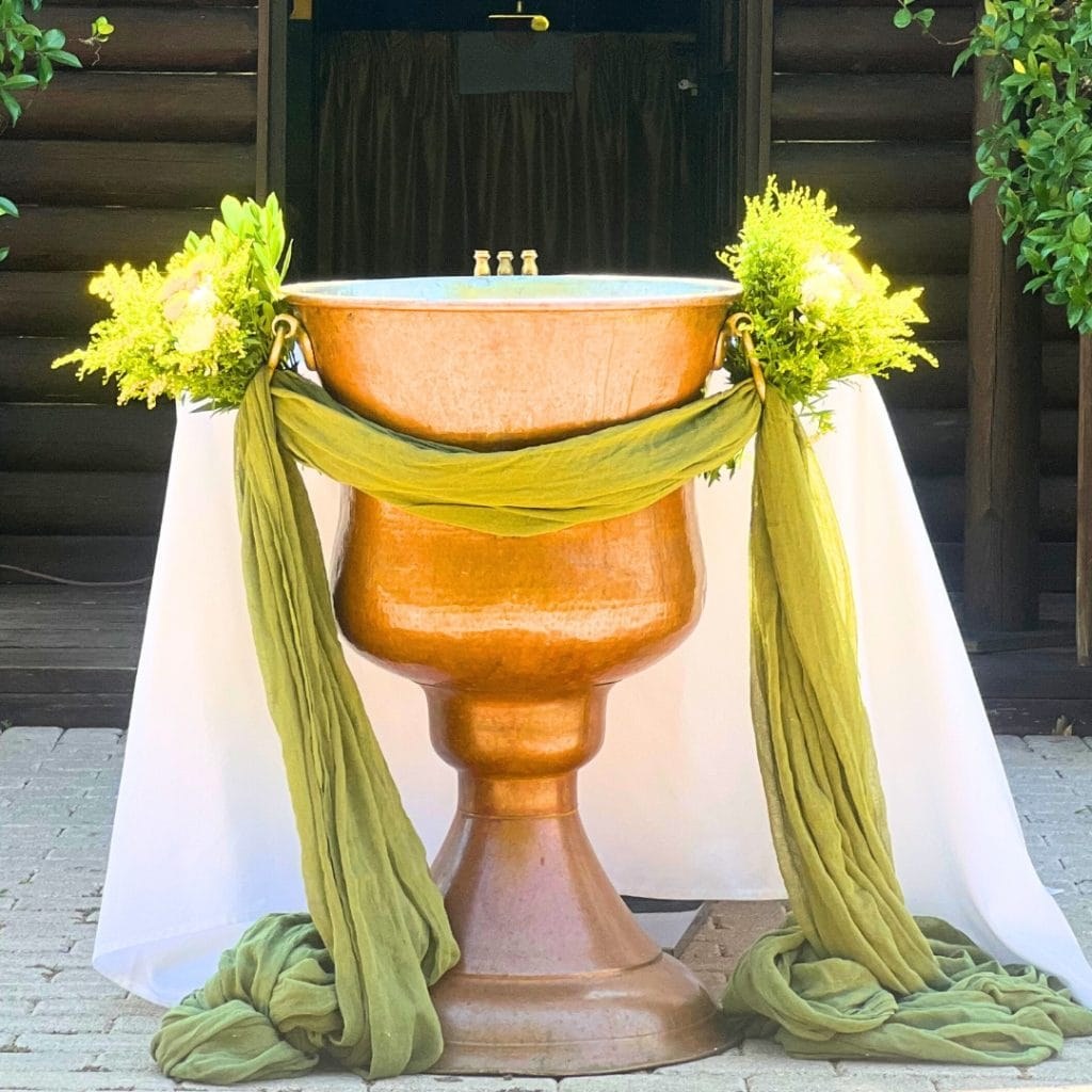 &sigma;&tau;&omicron;&lambda;&iota;&sigma;&mu;ό&sigmaf; &kappa;&omicron;&lambda;&upsilon;&mu;&pi;ή&theta;&rho;&alpha;&sigmaf; &gamma;&iota;&alpha; &alpha;&gamma;ό&rho;&iota;