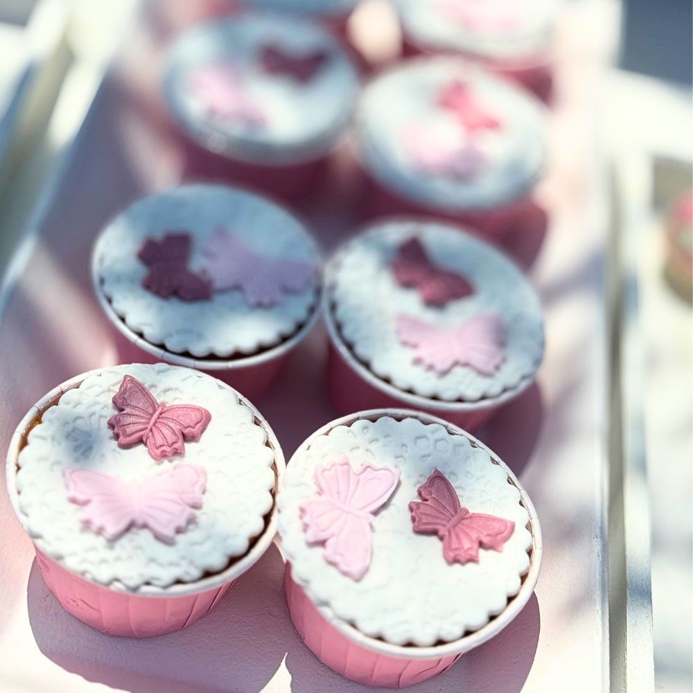 candy bar βάπτισης με θέμα την πεταλούδα