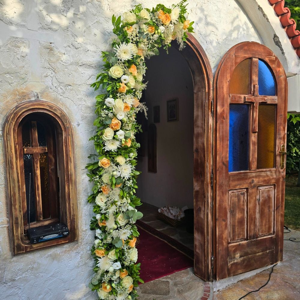 στολισμός γάμου σε ροδακινί αποχρώσεις στο κτήμα Εύπολις