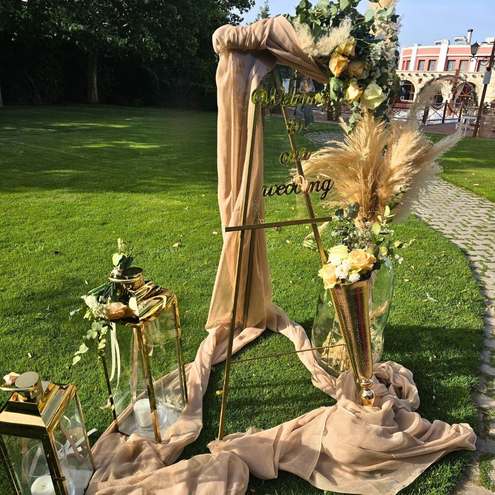 Στολισμός γάμου σε κτήμα – Ρομαντισμός, φυσικότητα και κομψότητα στην καρδιά της φύσης