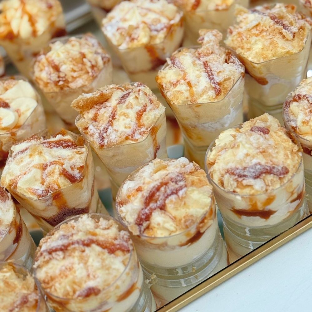 candy bar βάπτισης για κορίτσι με ατομικά γλυκά, μπισκότα, ντόνατς, cakepops