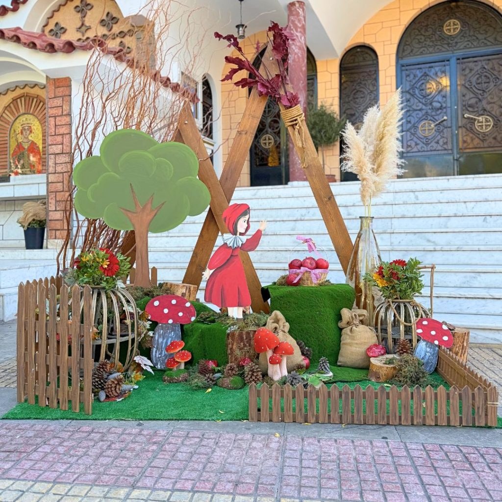 Στολισμός βάπτισης κοκκινοσκουφίτσα: Η βάπτιση της μικρής Σταυρούλας-Βαλέριας