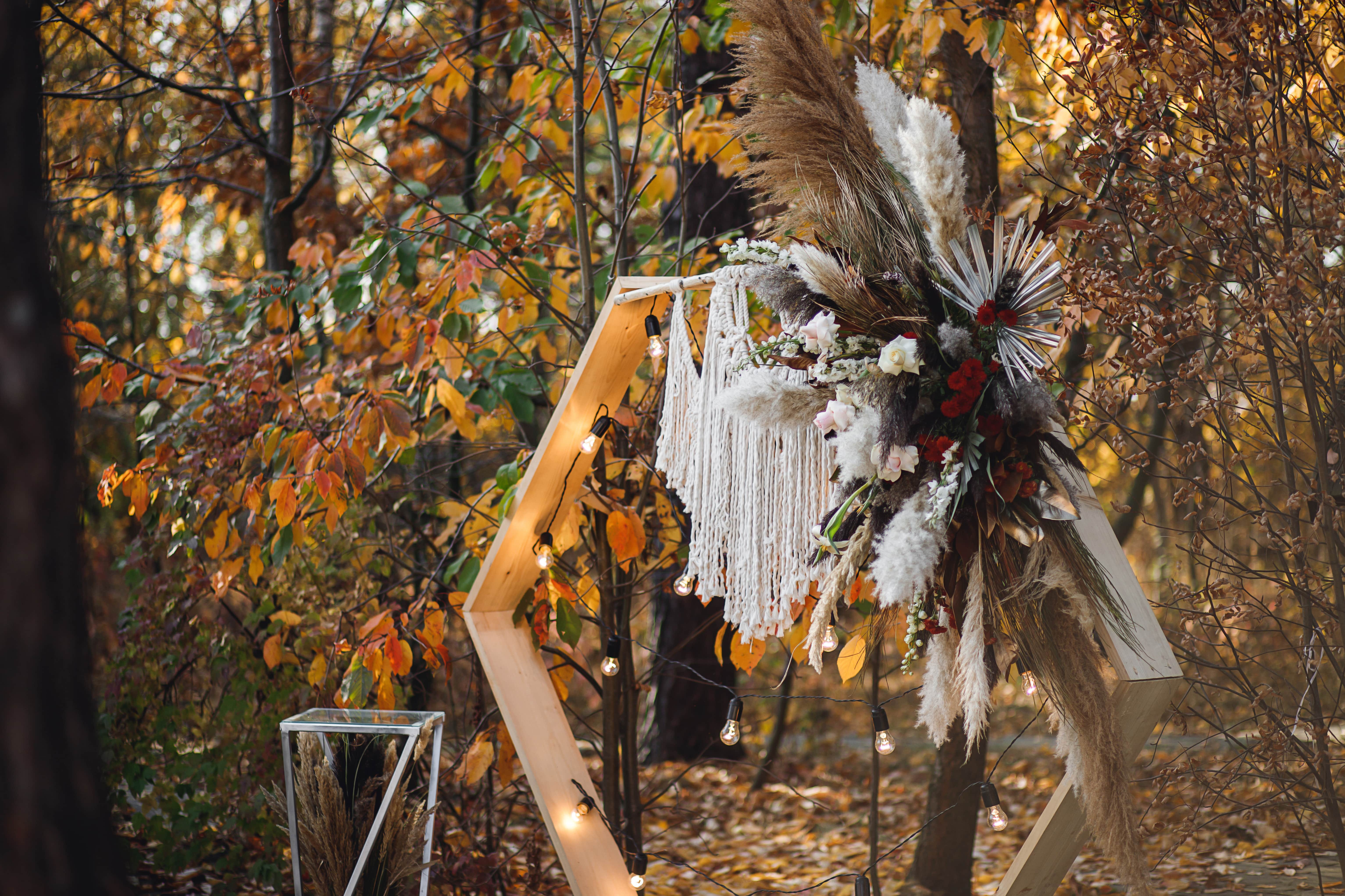 Πώς να κάνετε τον τέλειο στολισμό γάμου boho;